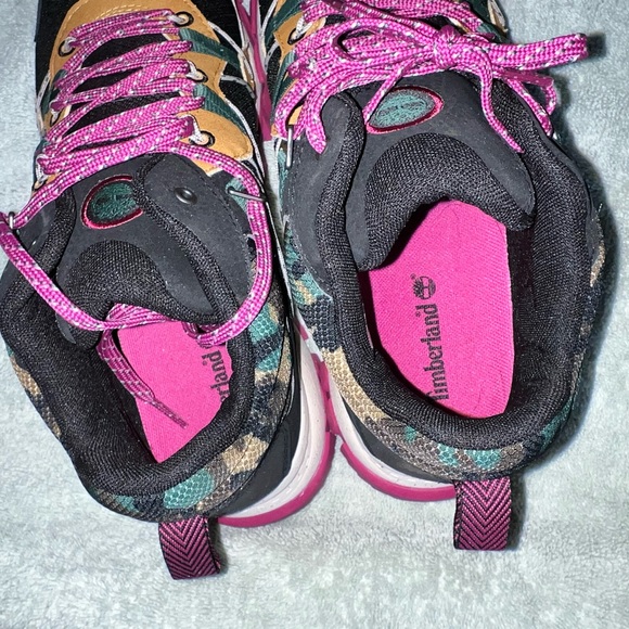 BRAND NEW Timberland Hiking Shoes - Picture 6 of 7